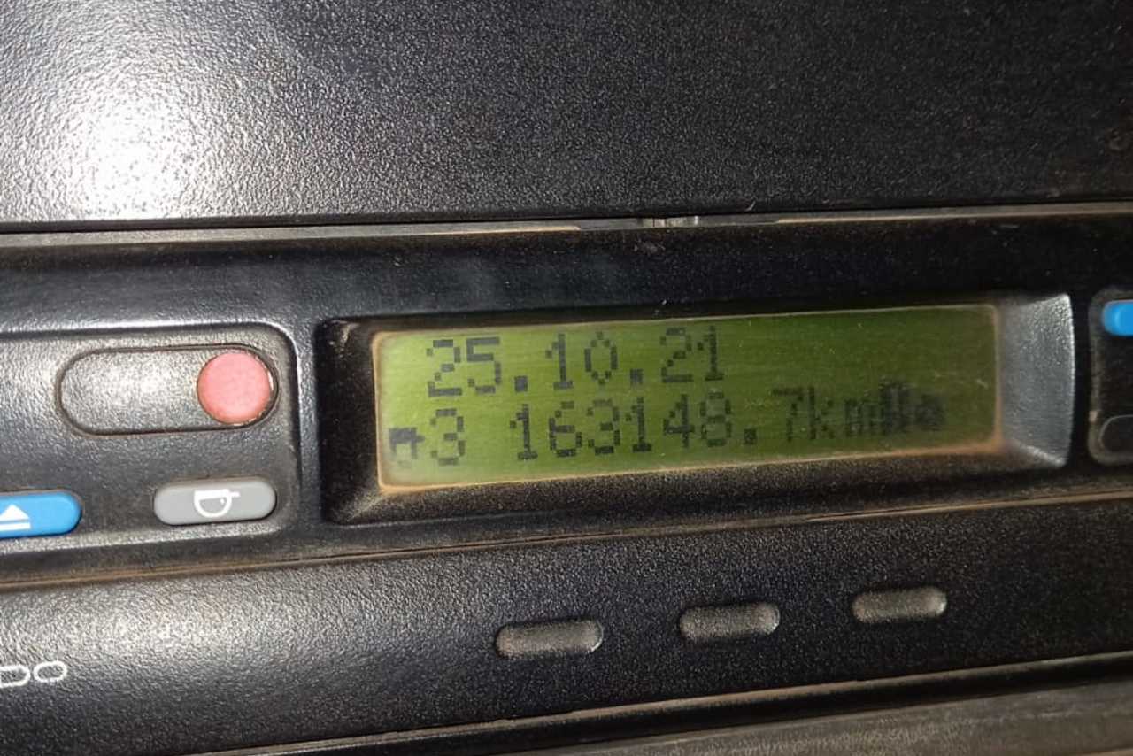 Volkswagen 31-280 E Constel. 6x4 - 14/14 3