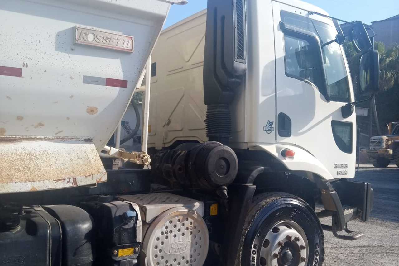 Ford Cargo 3133 - 15/15 3