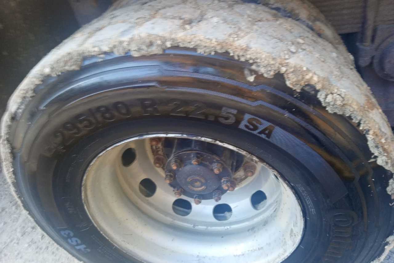 Ford Cargo 3133 - 15/15 10