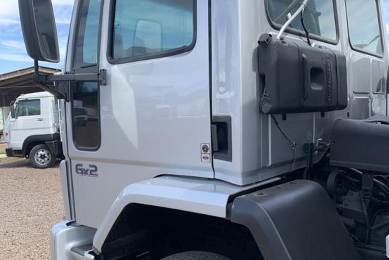 Ford Cargo2428 - 06/06 2