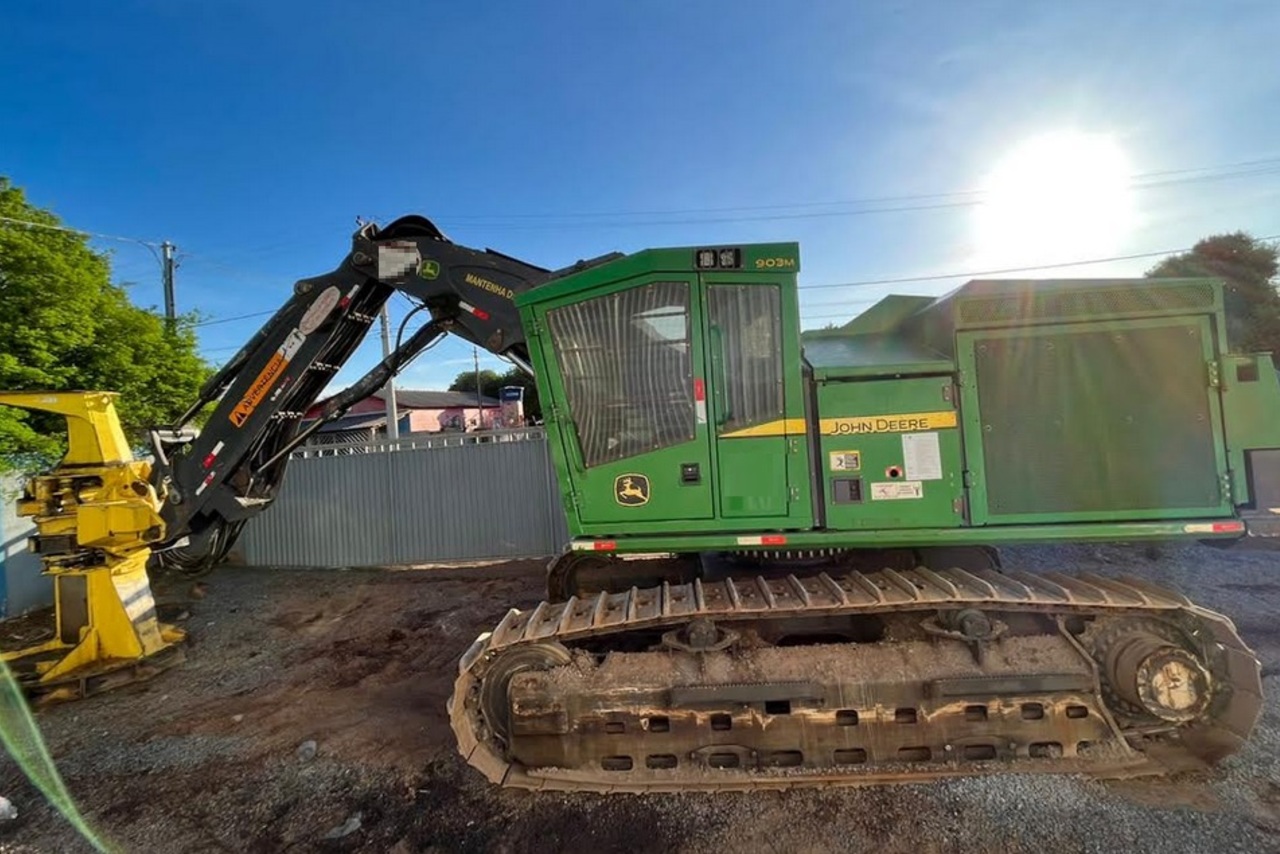 John Deere 903M - 18/18 4