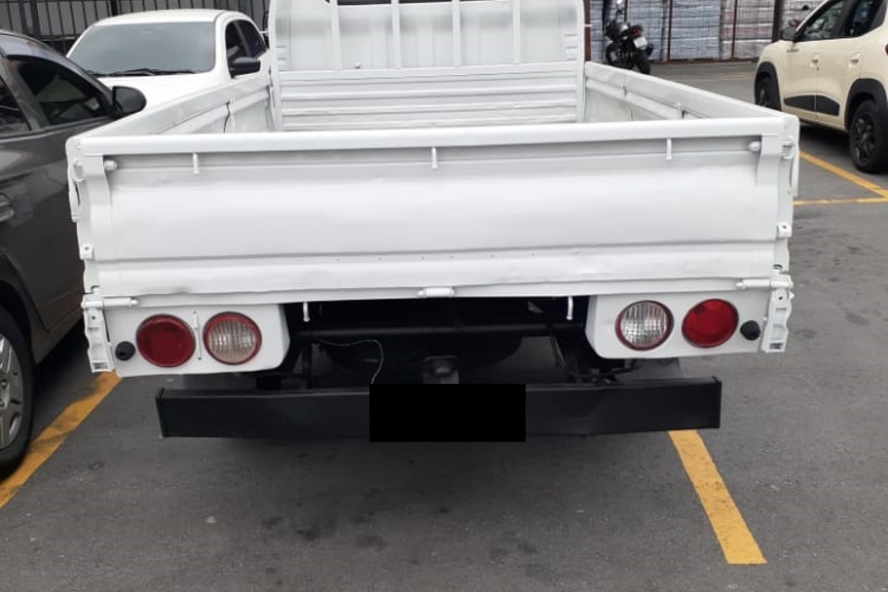 KIA Bongo K-2500 - 14/14 17