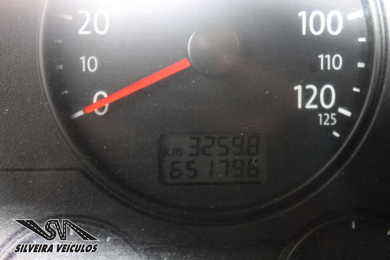 Volkswagen 24-250 E Constellation 3-Eixos - 07/08 12