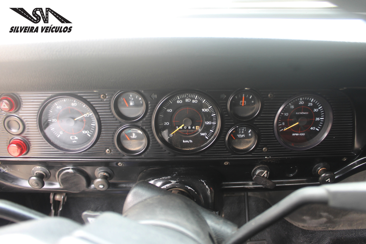 Ford F4000 - 88/89 11