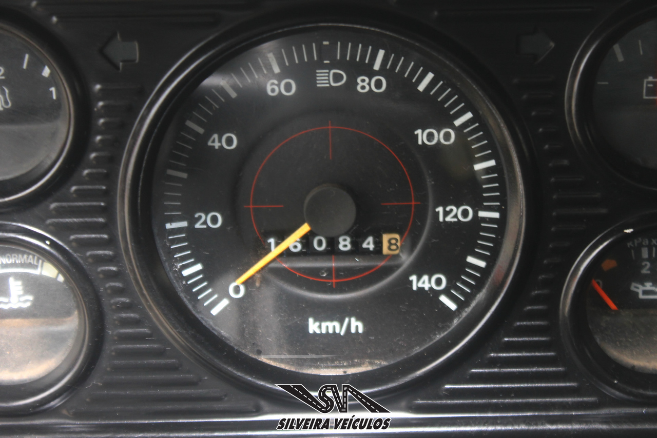 Ford F4000 - 88/89 12