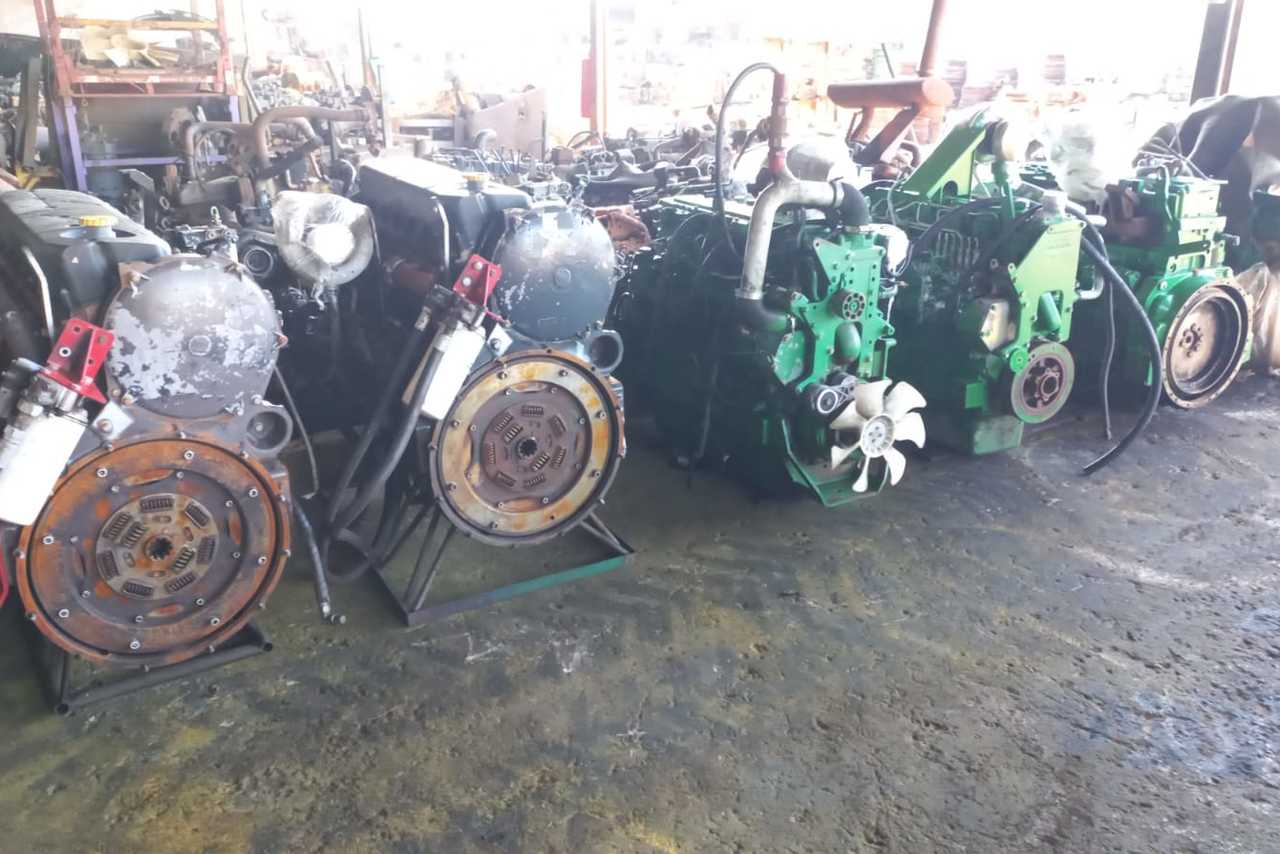 John Deere Cana 3520 - 19 2