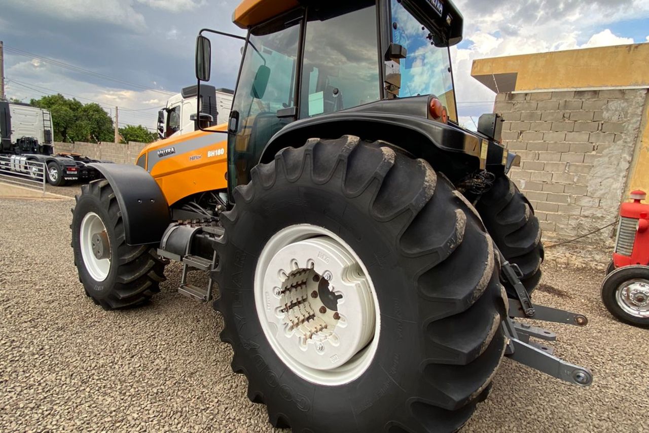 Valtra BH 180 - 16/16 10
