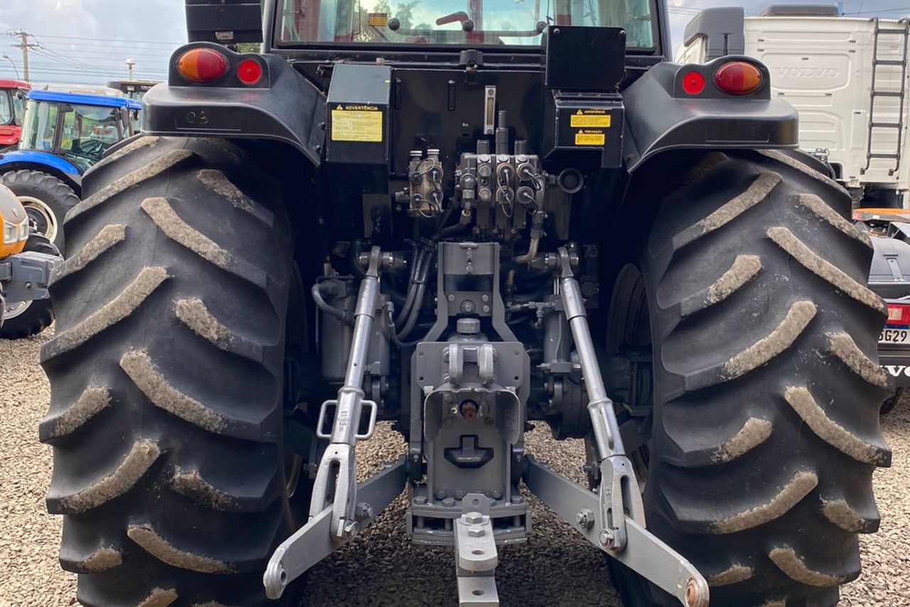 Valtra BH 180 - 16/16 11
