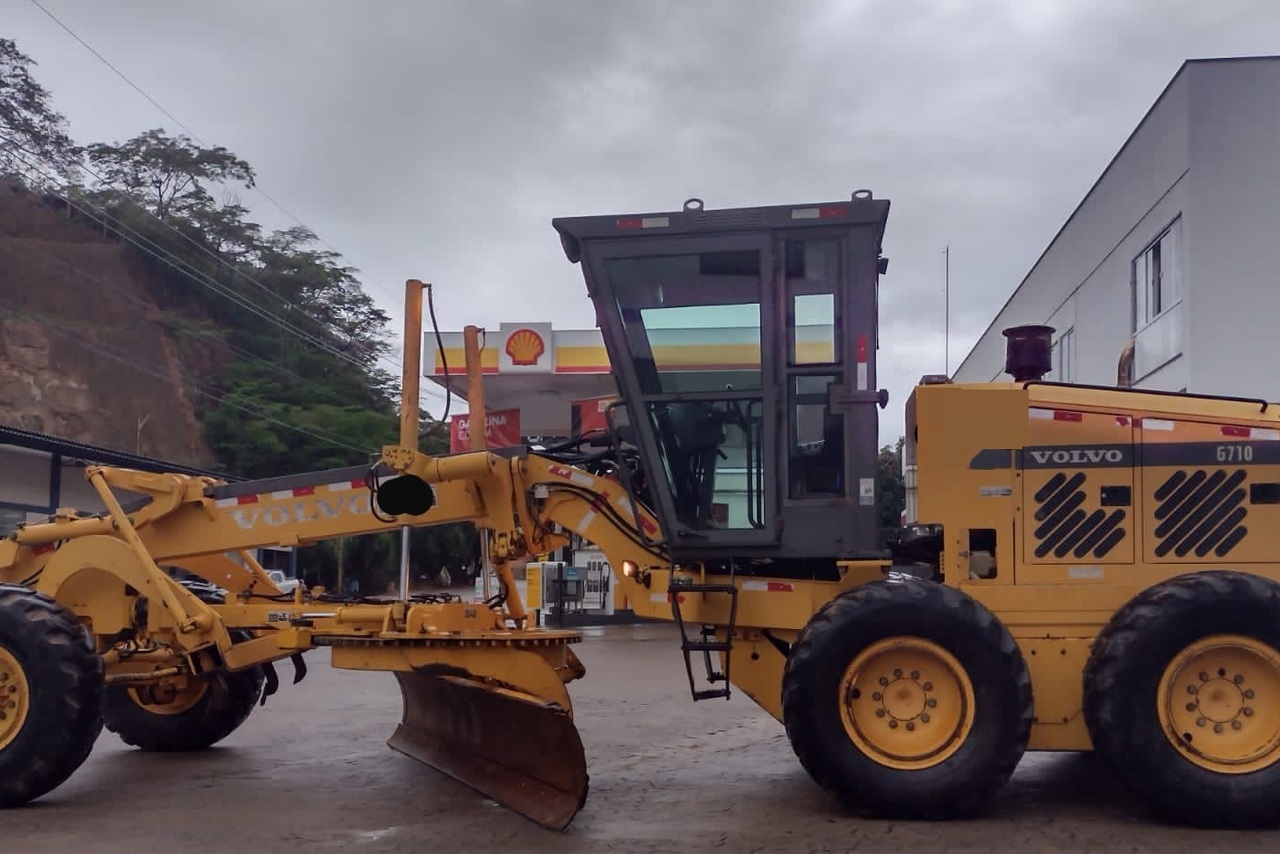 Volvo G710 - 05/05 2