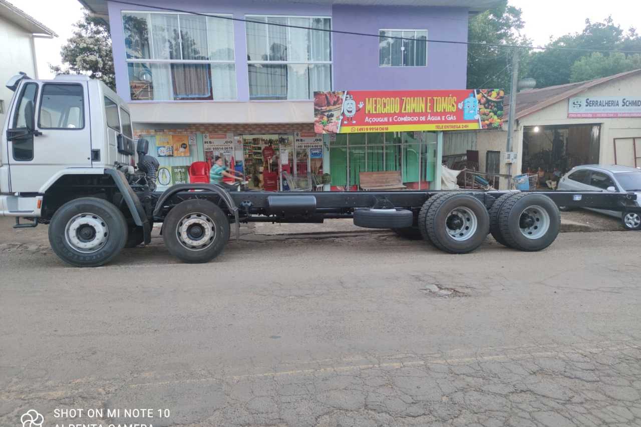 Ford Cargo 2626 - 04/04 13