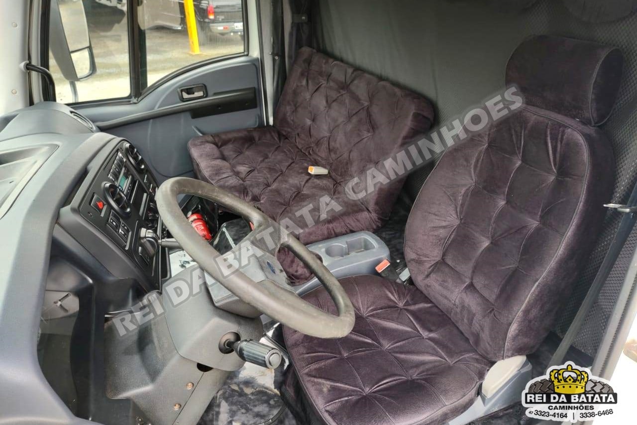 Ford Cargo2422 - 12/12 12