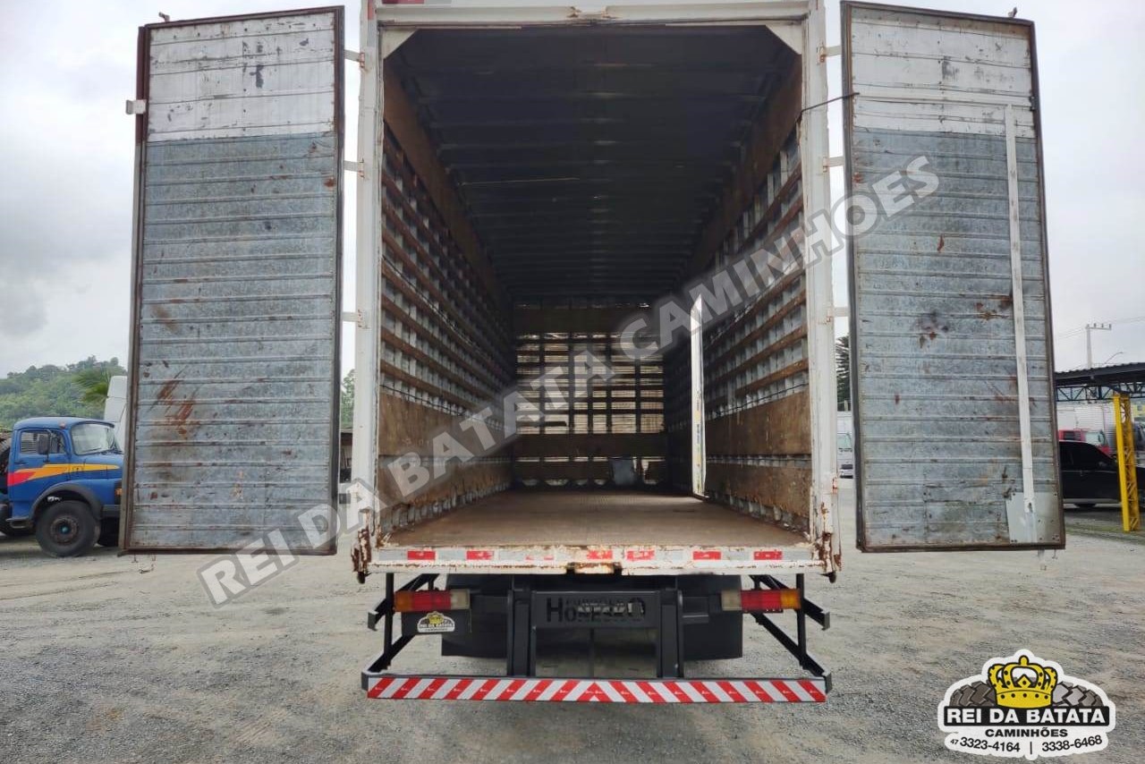 Ford Cargo2422 - 12/12 17