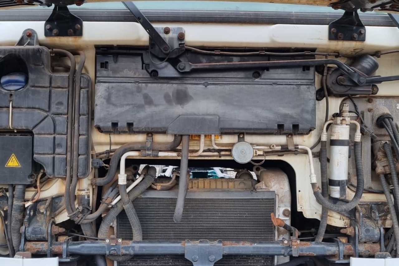 Volkswagen VW 25320 Constellation - 09/10 16