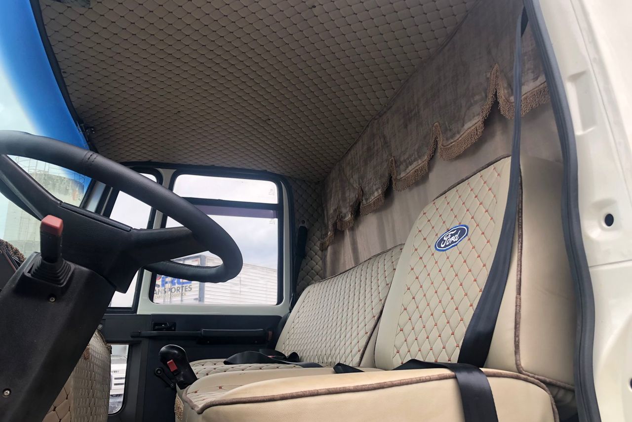 Ford Cargo1617 - 93/93 6