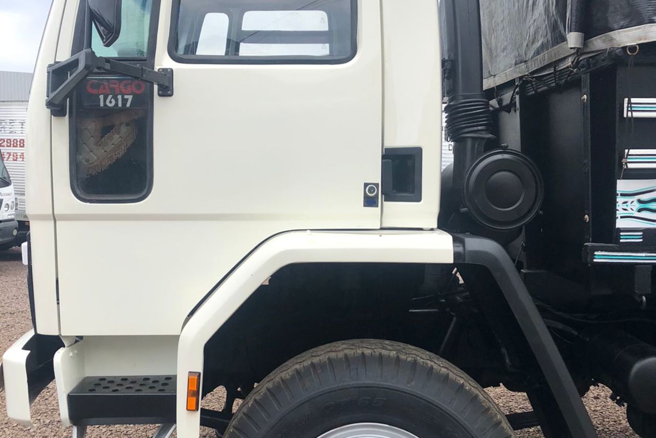 Ford Cargo1617 - 93/93 7
