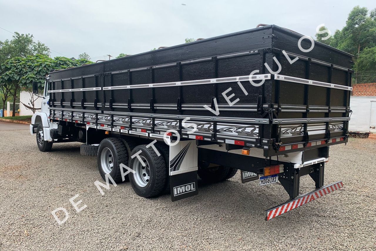 Mercedes Benz MB 1620 - 03/03 4