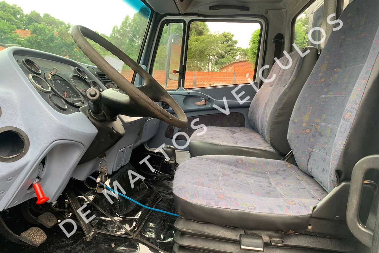 Mercedes Benz MB 1620 - 03/03 17