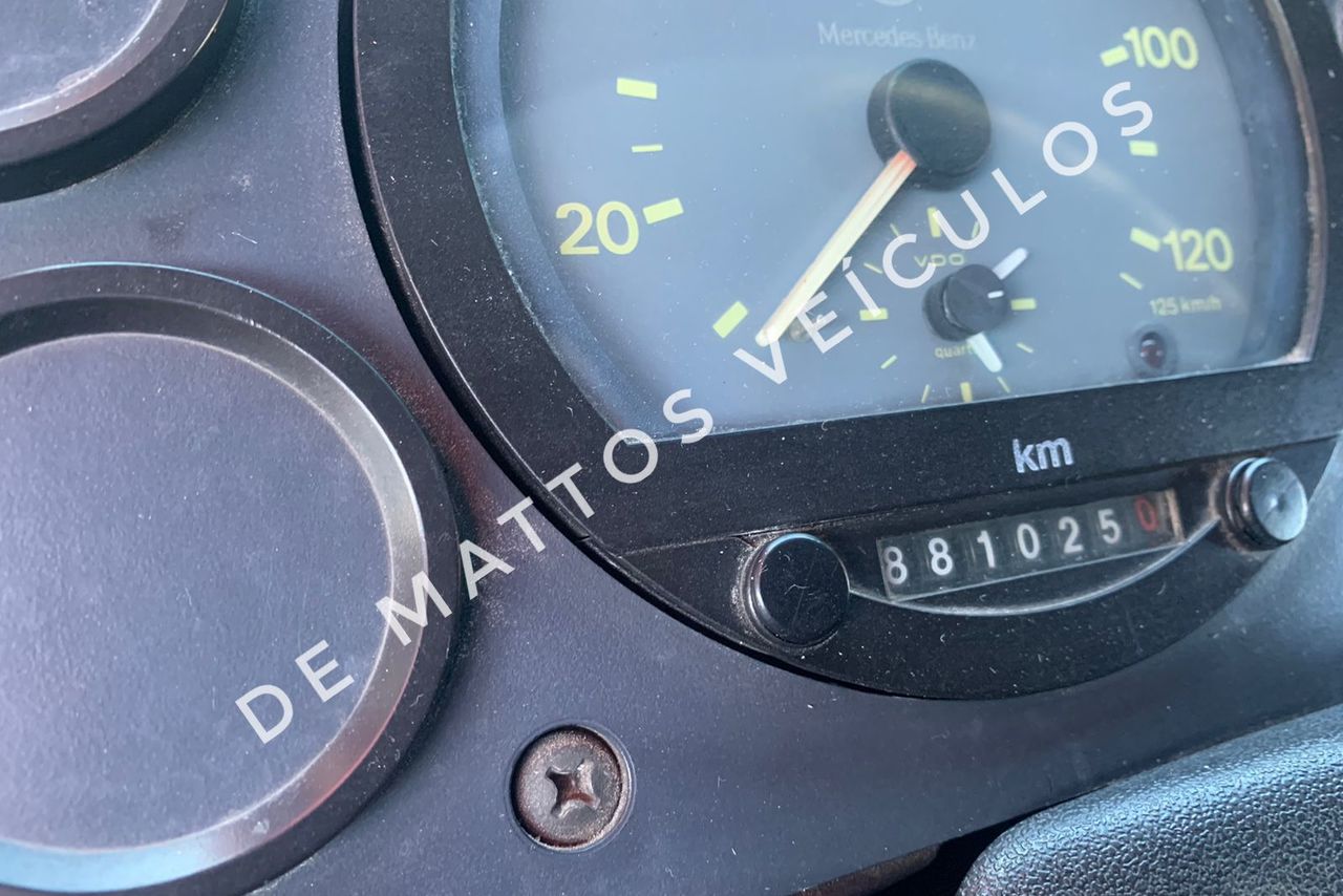 Mercedes Benz MB 1620 - 03/03 6