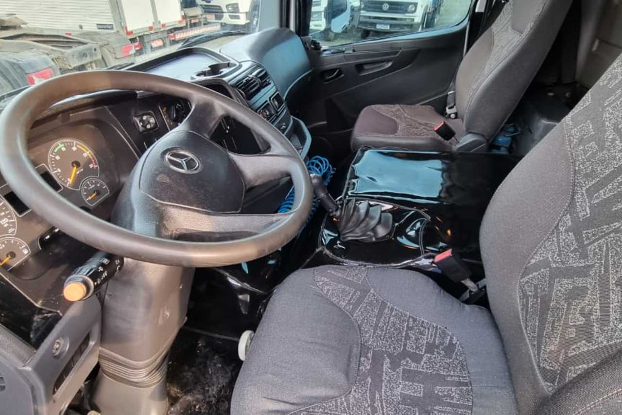 Mercedes Benz Atego 2426 - 12/12 13