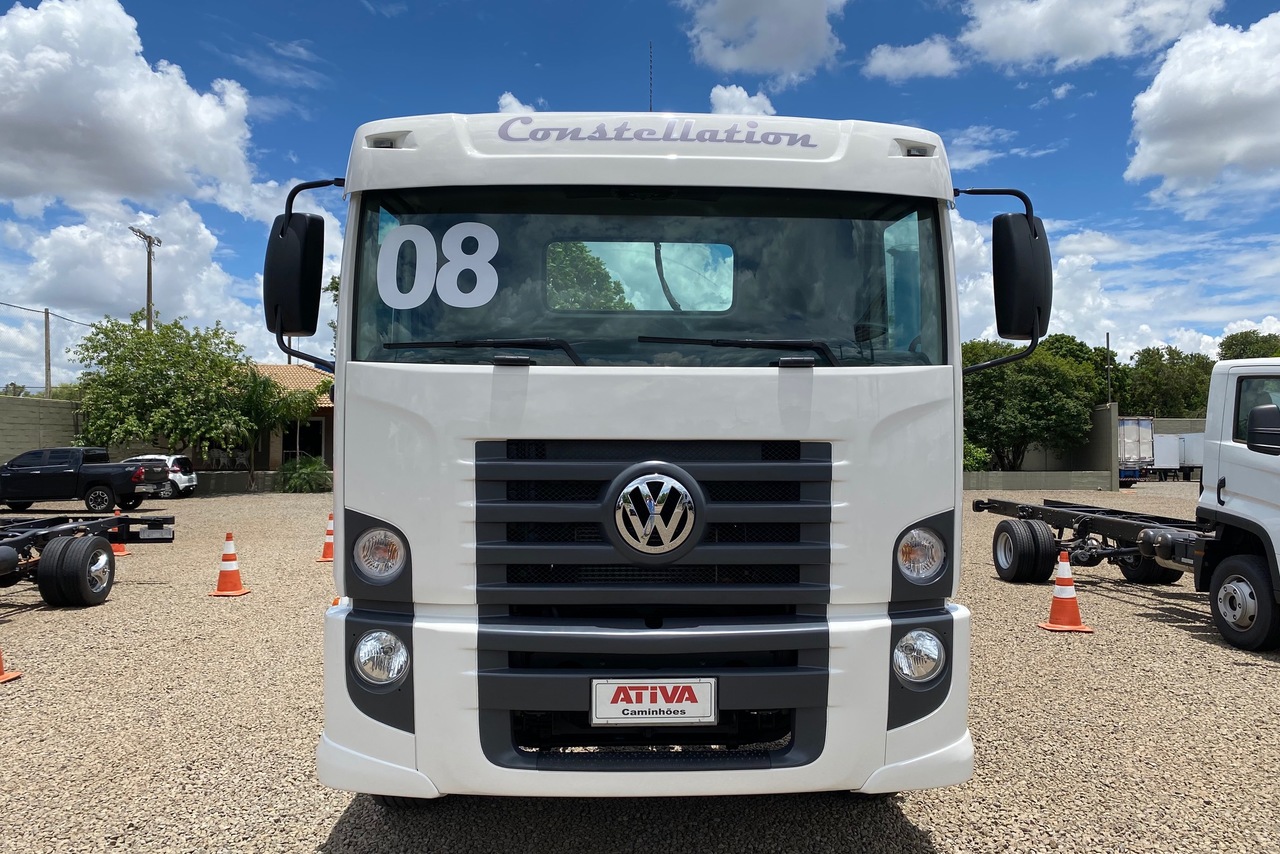 Volkswagen 15-180 E Constellation - 08/08 2