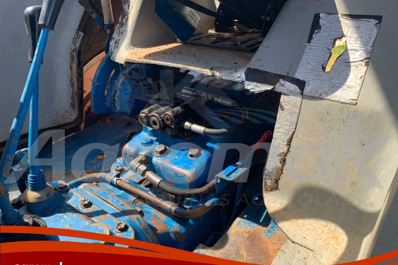 New Holland 8030 - 91/91 10