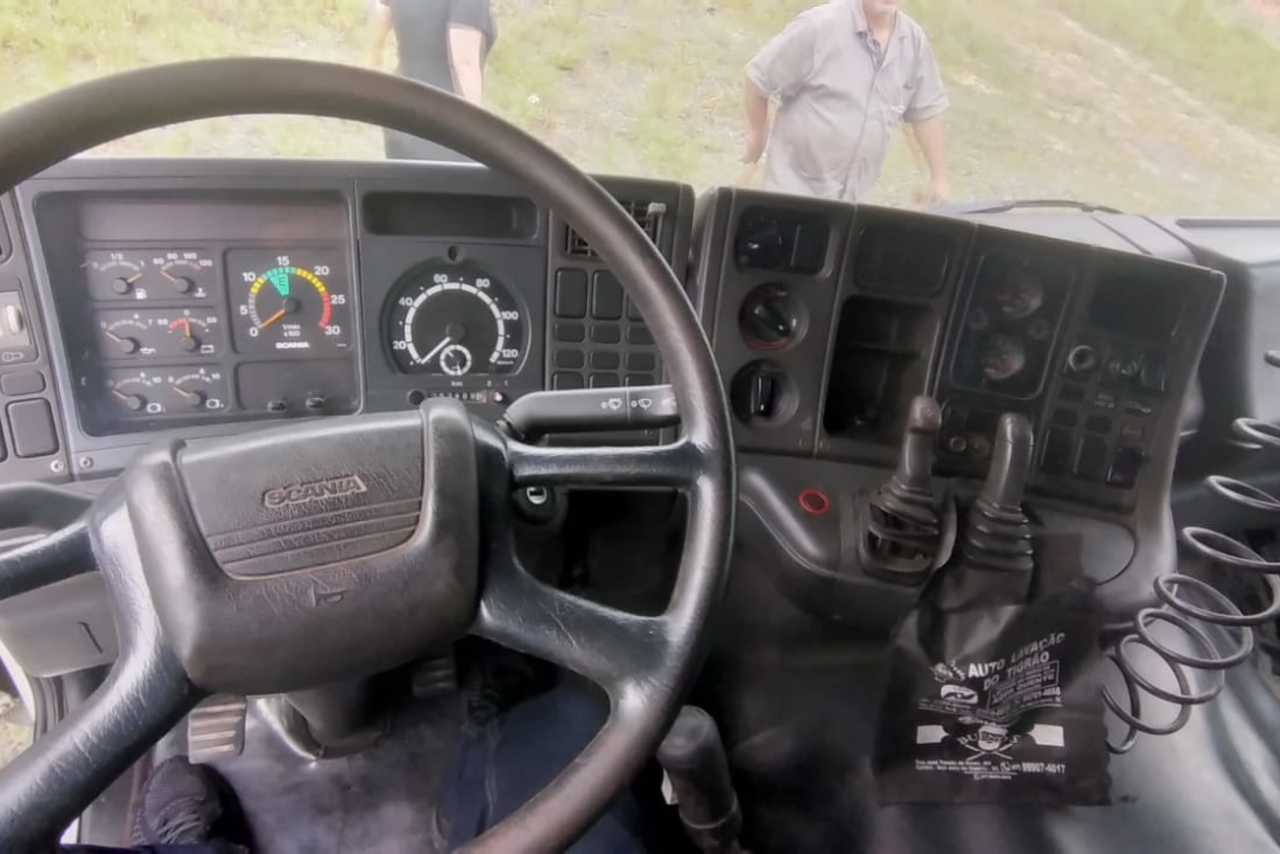 Scania 114 330 - 01/01 2