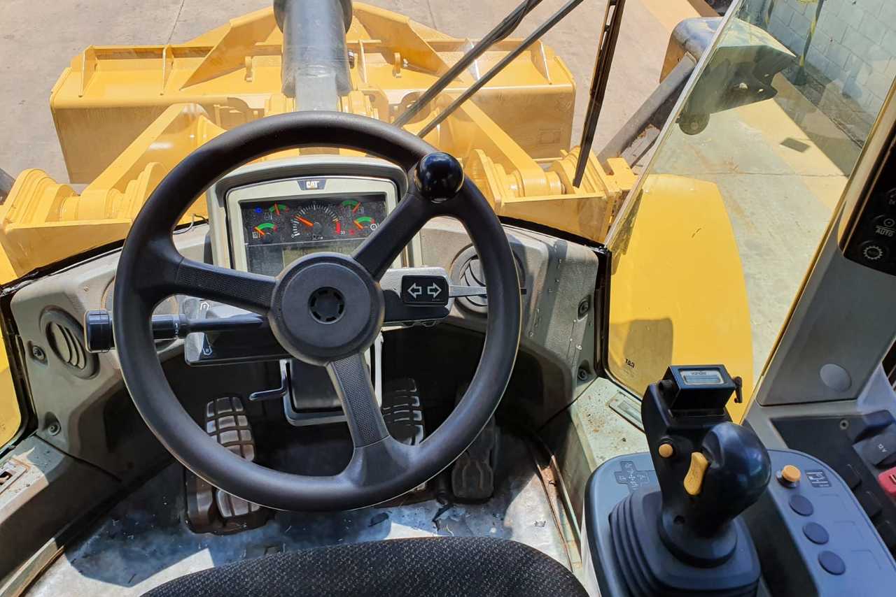 Caterpillar  966L - 16/16 4