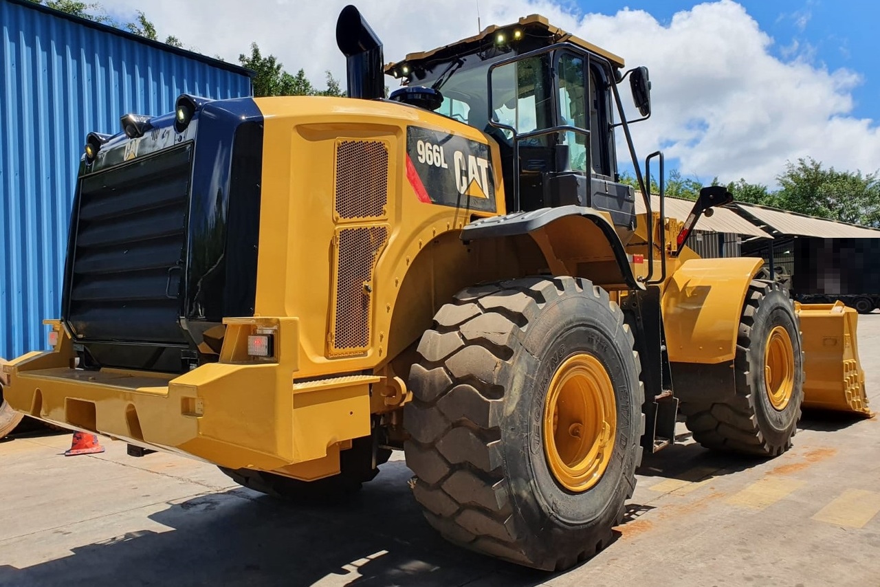 Caterpillar  966L - 16/16 6
