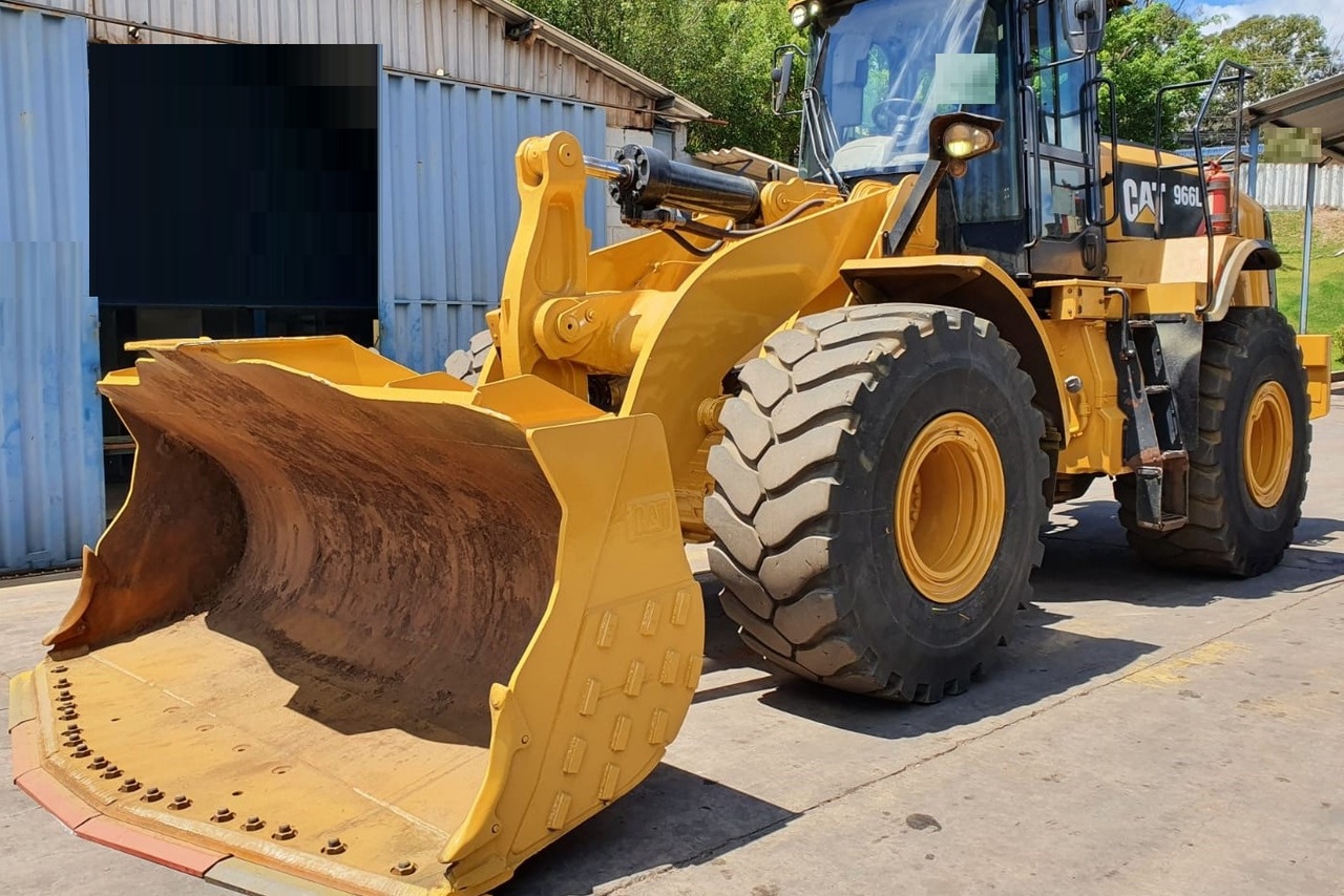 Caterpillar  966L - 16/16 8