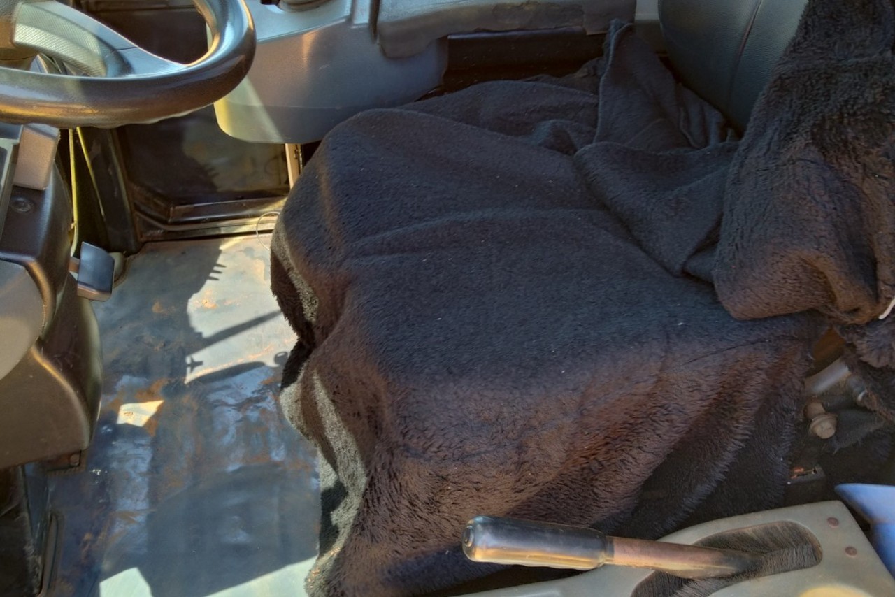 Caterpillar 938H - 12/12 9