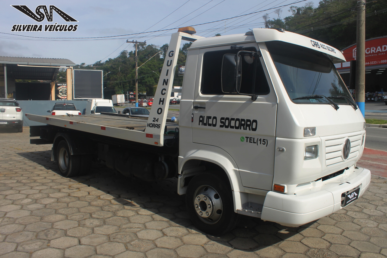 Volkswagen 8 120 - 01/02 3