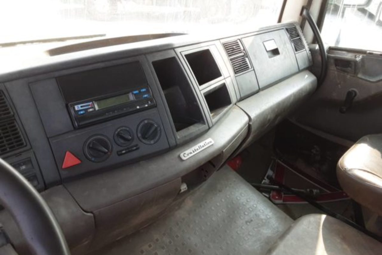Volkswagen 26-280 Constellation 6x4 -  3
