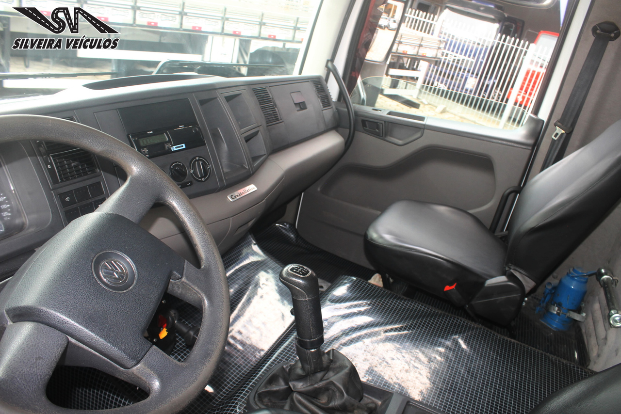 Volkswagen 24-280 E Constellation 6x2 - 19/20 16