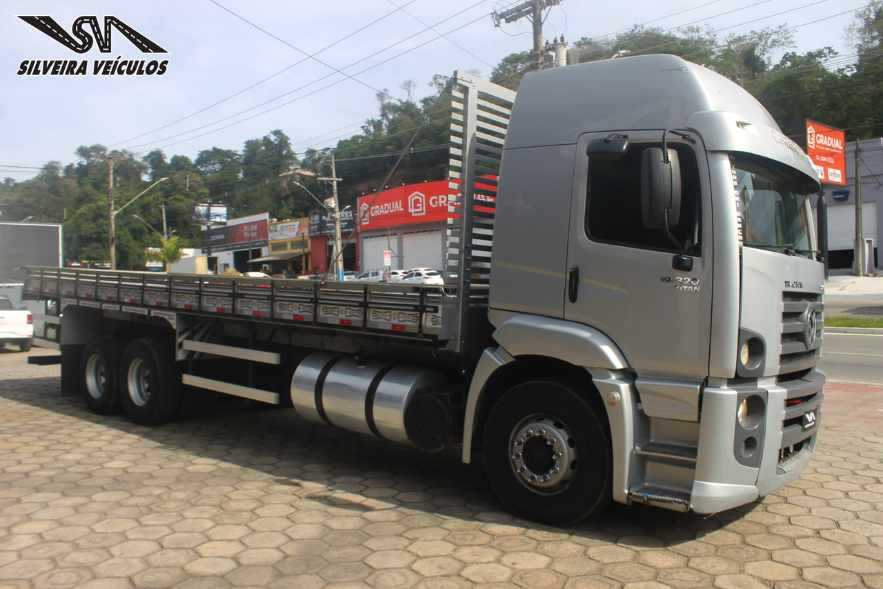 Volkswagen 19-320 Titan - 09/09 3