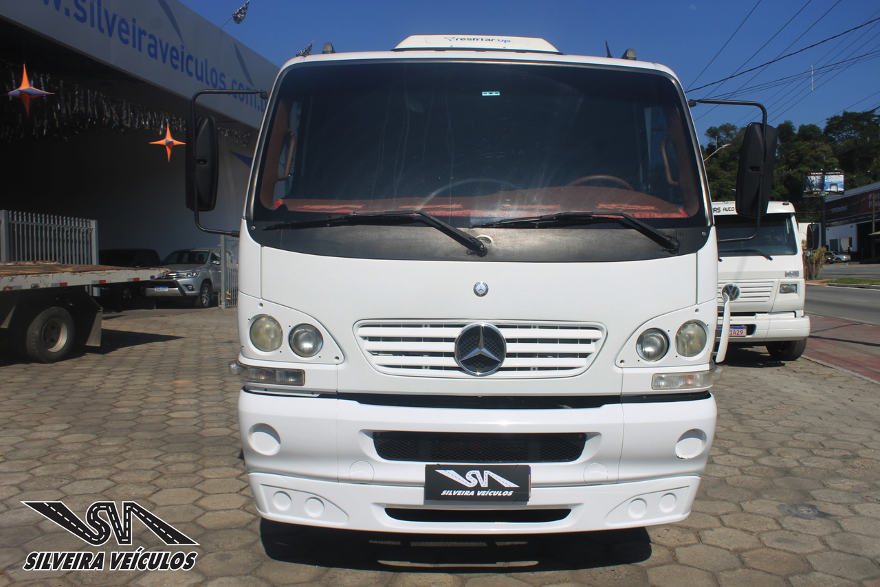 Mercedes Benz Accelo 915 - 08/08 2
