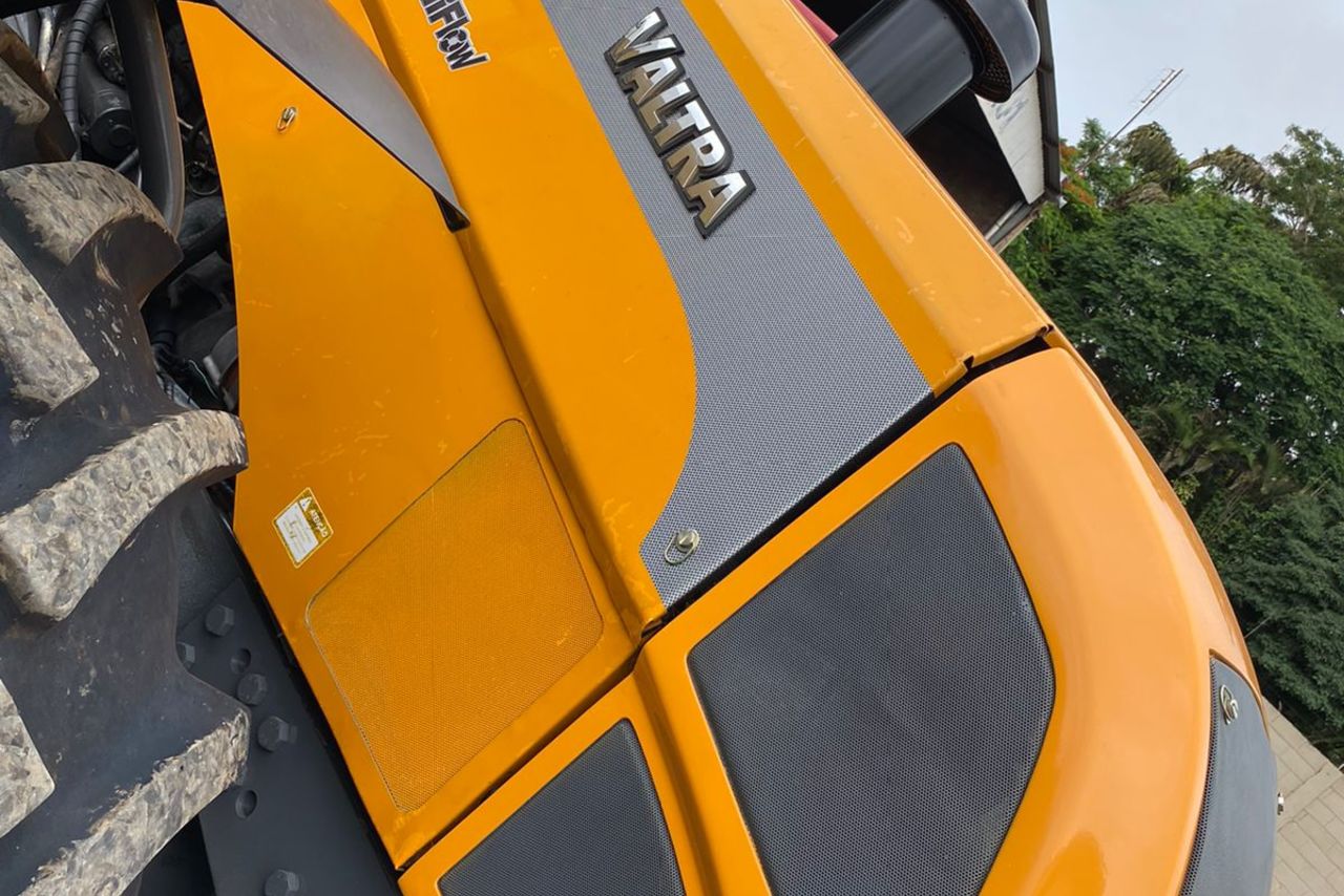 Valtra BH 180 - 16/16 13