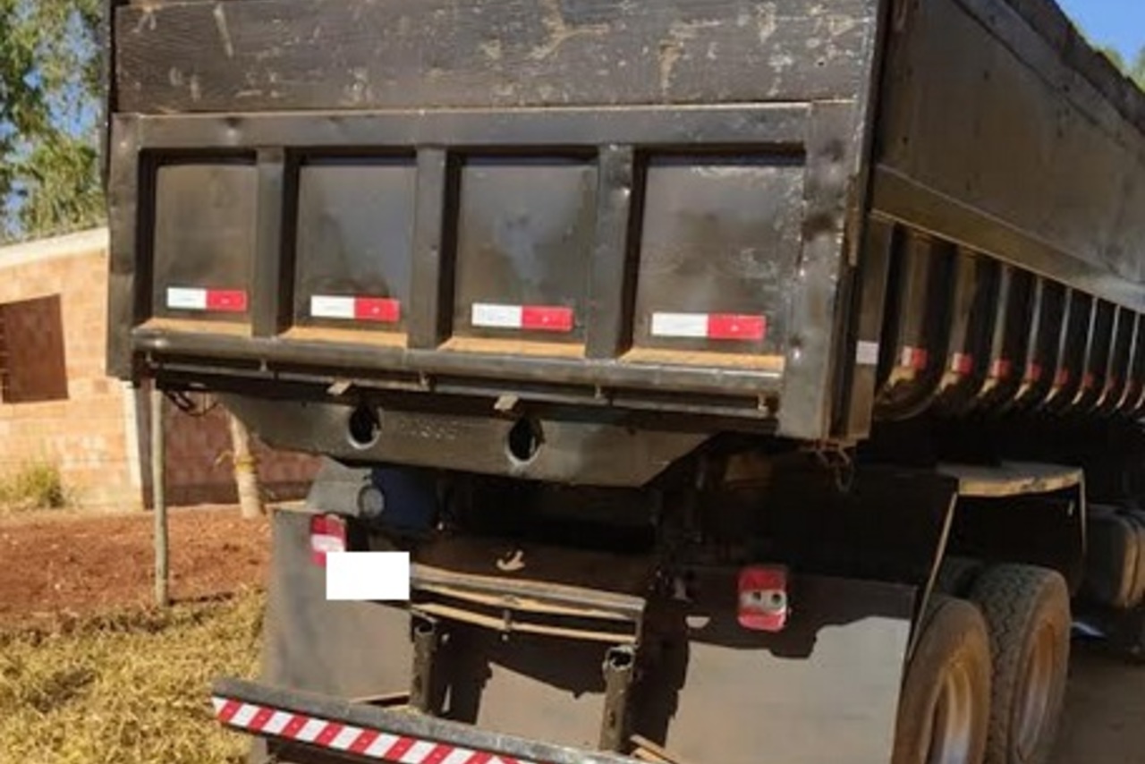 Ford Cargo2219 - 90/90 2