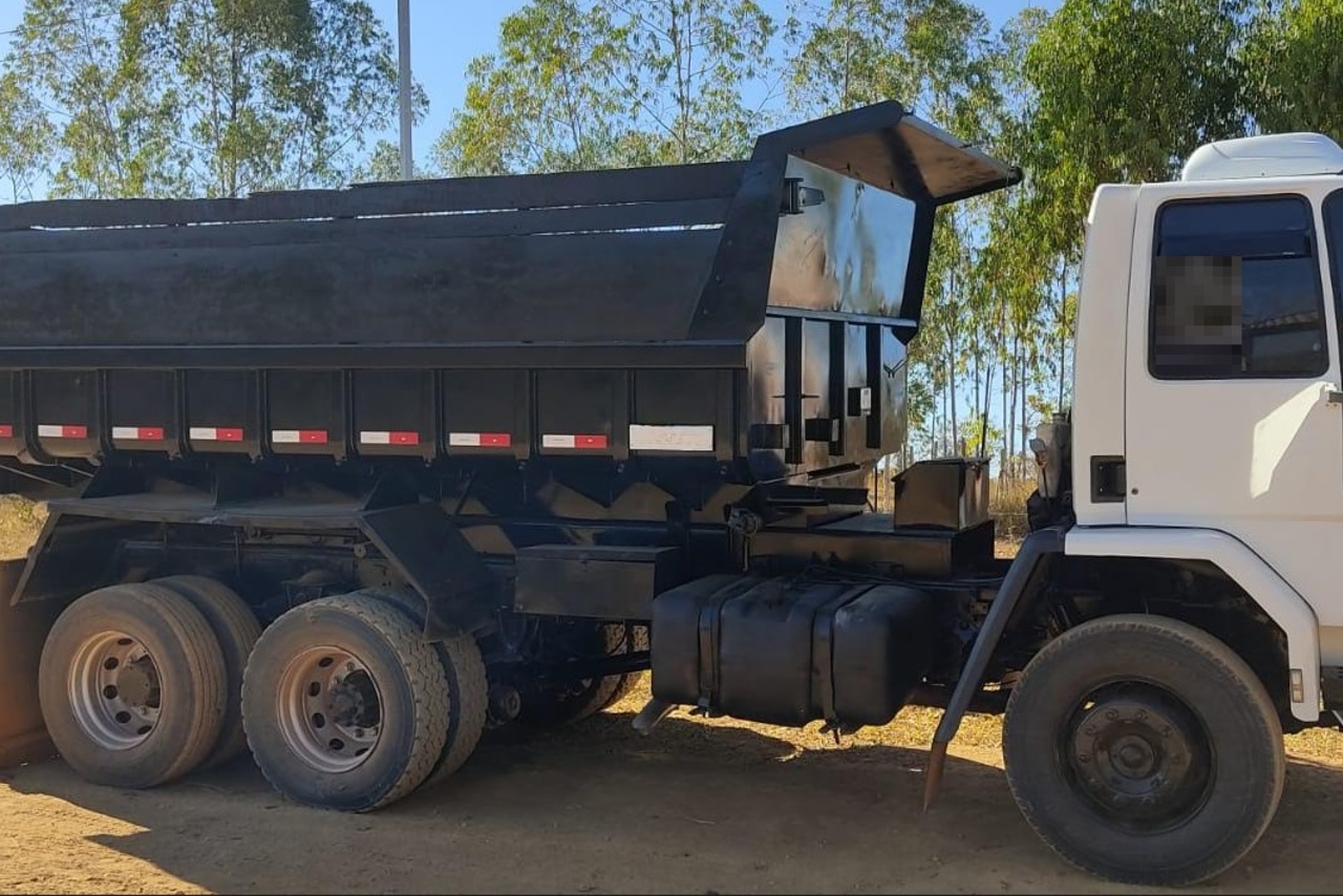 Ford Cargo2219 - 90/90 4