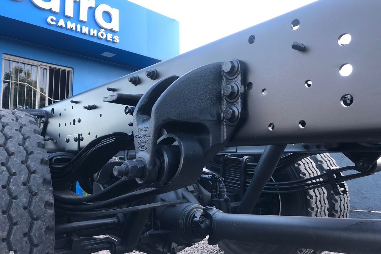 Ford Cargo1119 - 14/14 9