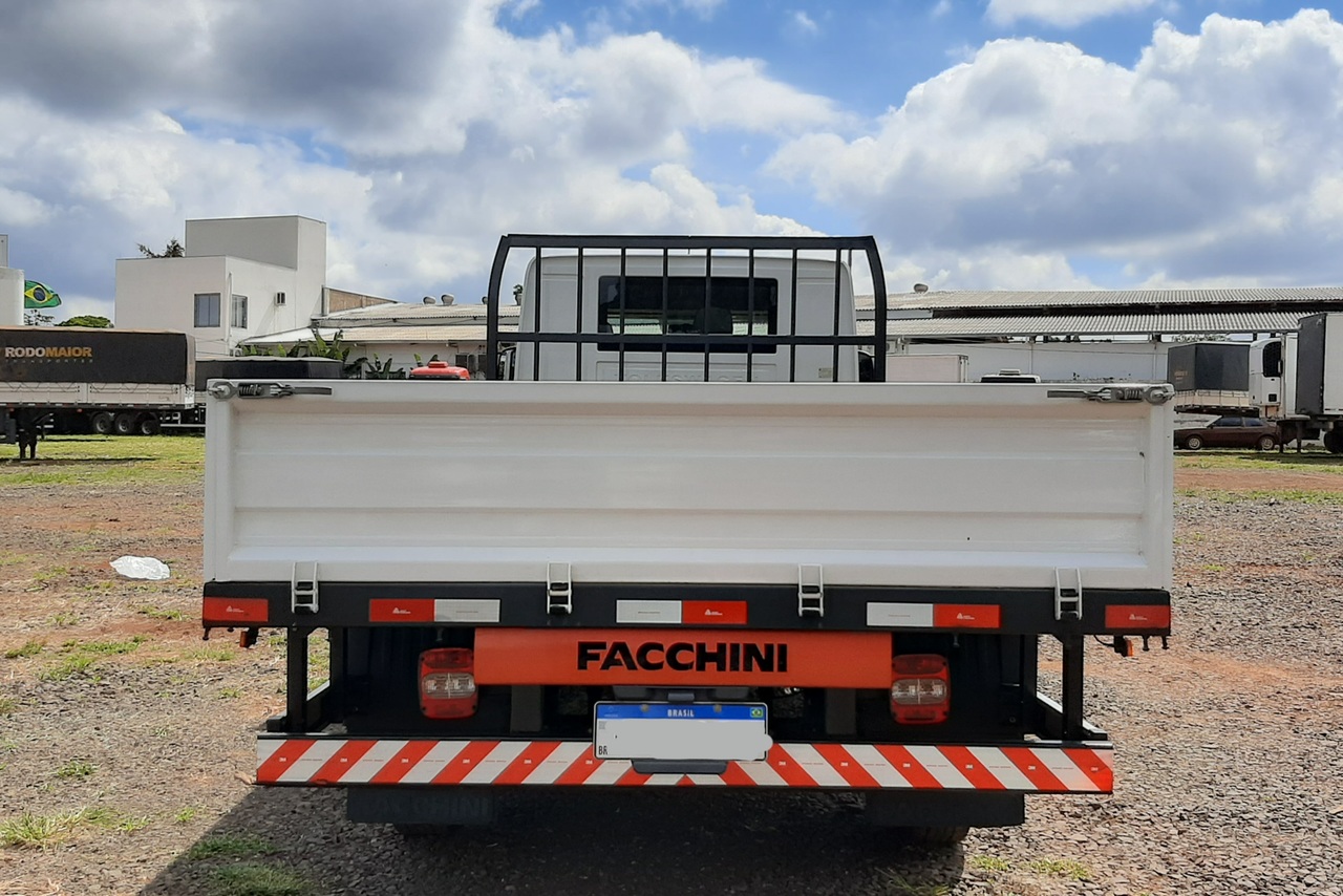 Volkswagen Delivery Express DRC 4X2 - 18/19 6