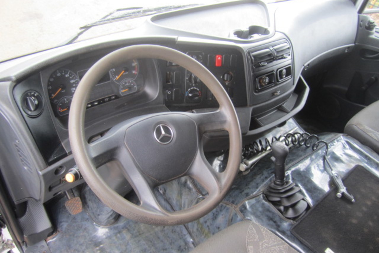 Mercedes Benz Atego 2426 - 13/13 10