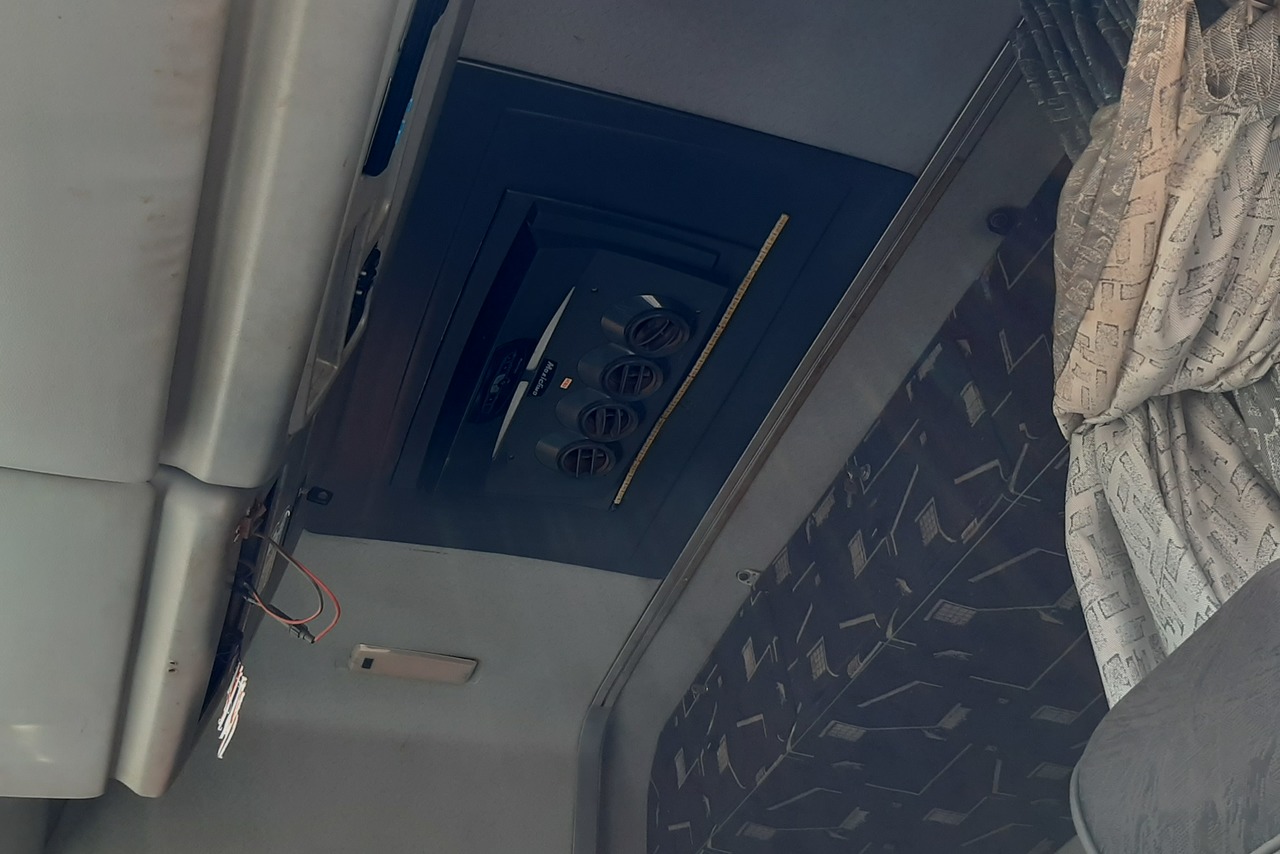 Mercedes Benz Axor 2544 - 10/10 16
