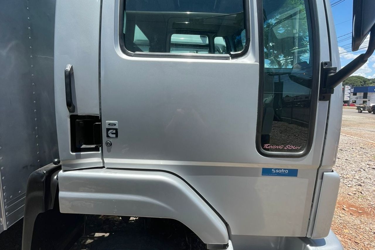 Ford Cargo815 - 05/05 3