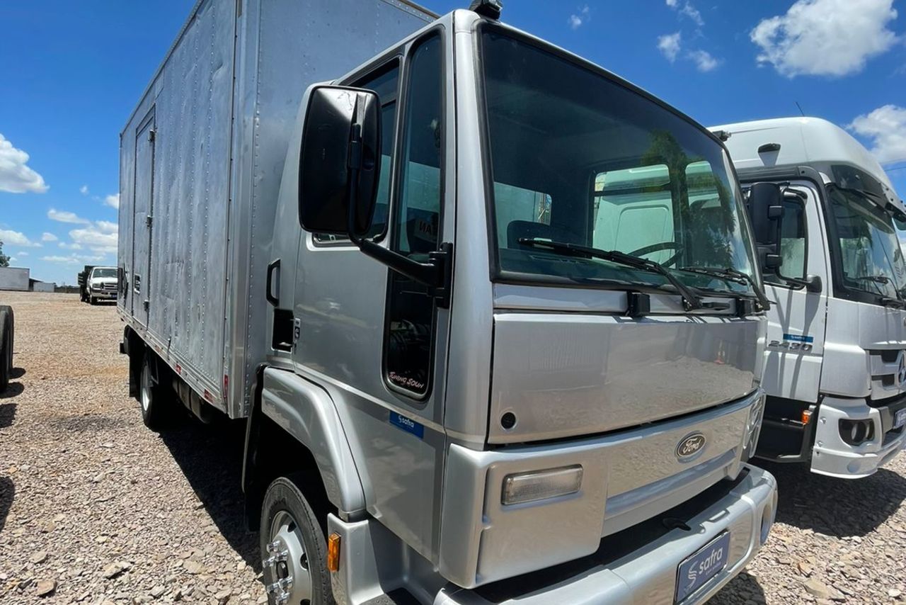 Ford Cargo815 - 05/05 5