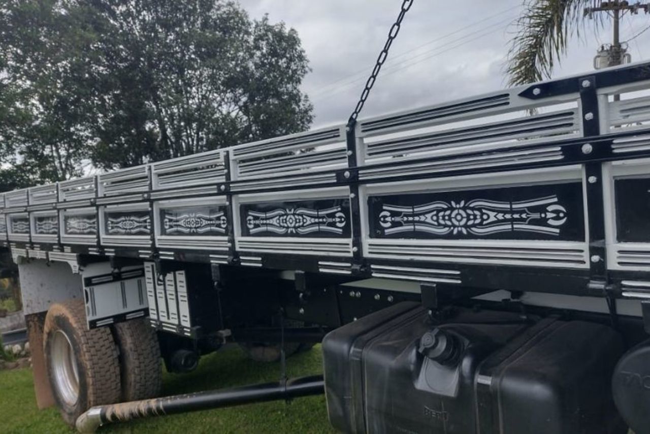 Mercedes Benz MB 1620 - 02 4