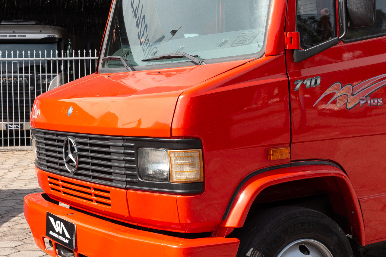 Mercedes Benz MB 710 - 00/00 11