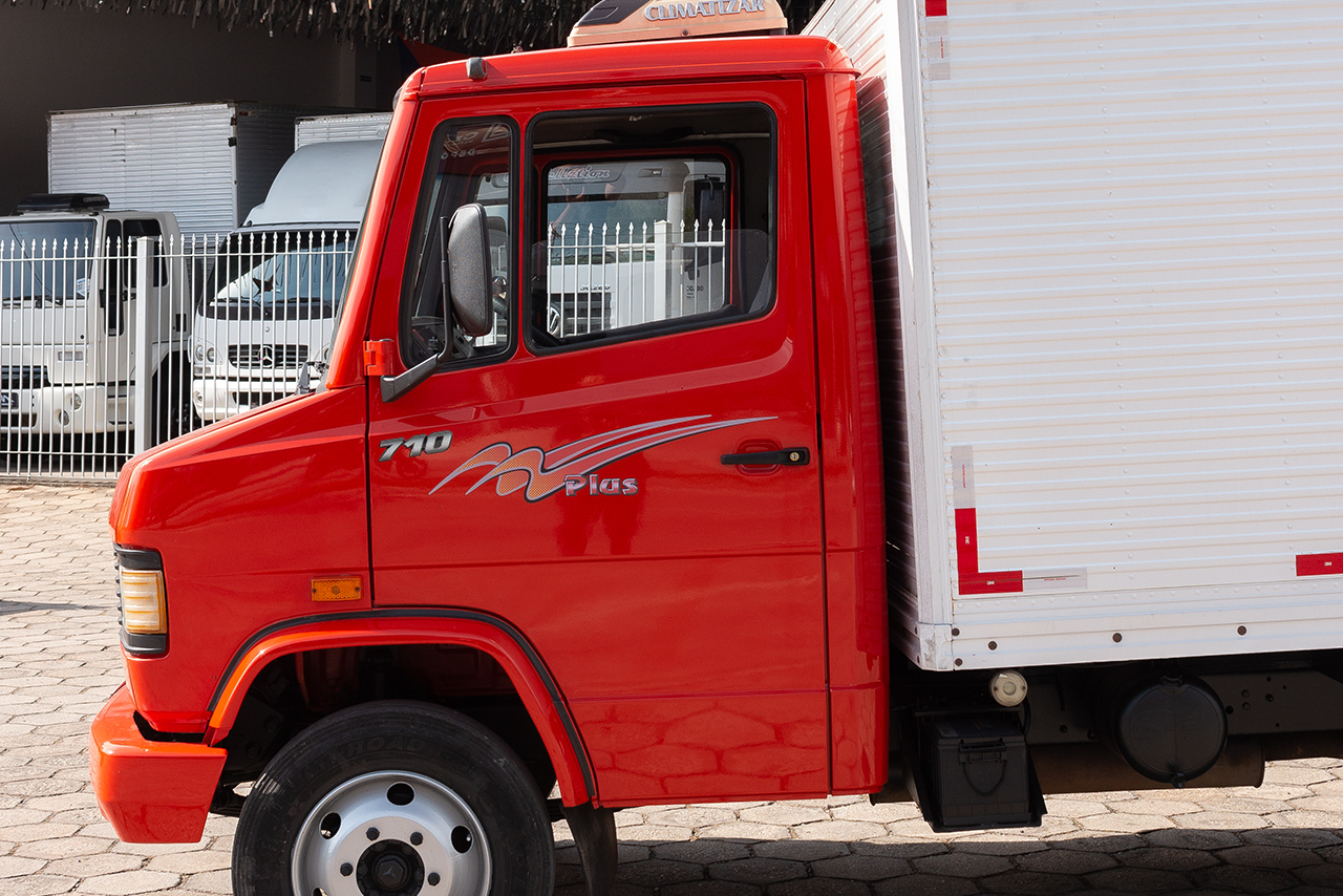 Mercedes Benz MB 710 - 00/00 13