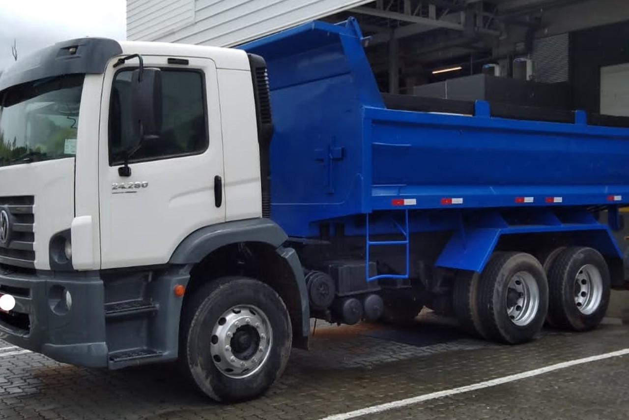 Volkswagen 24-280 E Constellation 6x2 - 14/14 1