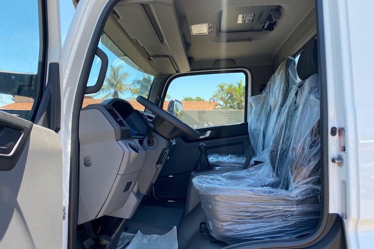 Volkswagen 11-180 Delivery  - 21/22 7