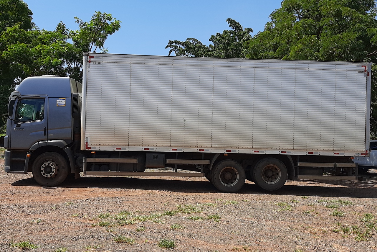 Volkswagen 24-280 E Constellation 6x2 - 19/20 6